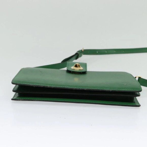 LOUIS VUITTON Epi Capuchin Shoulder Bag Green M52344 LV Auth 131777 - Picture 7 of 16